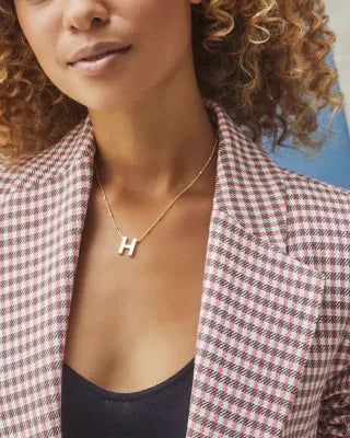 KENDRA SCOTT Letter H Pendant Necklace in Gold