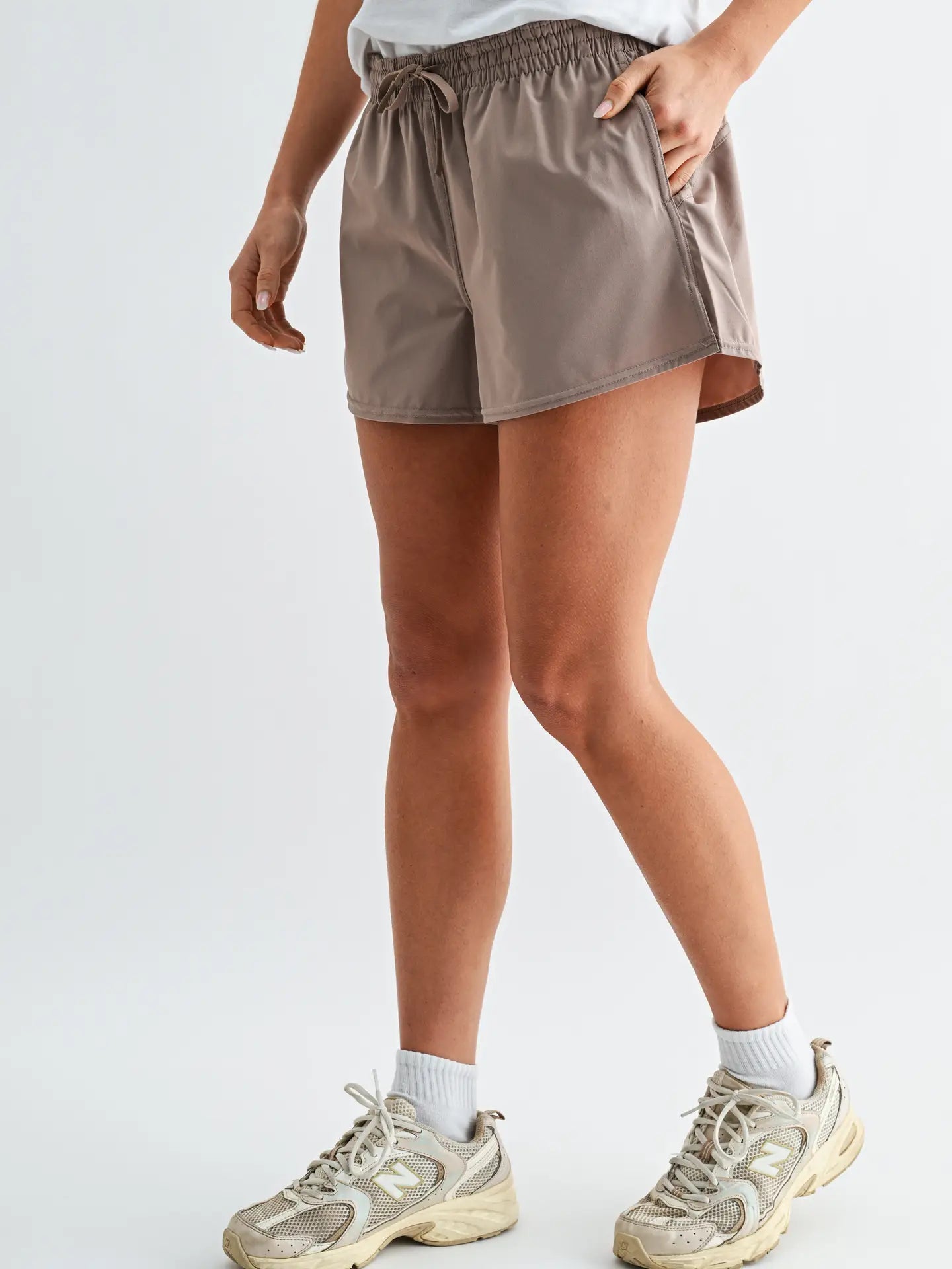 Finish Line Active Shorts SILKEN TAUPE