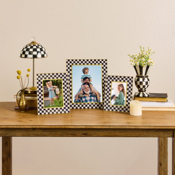 Courtly Check 4" x 6" Glass Frame