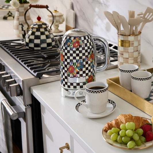 Courtly Flower Market Electric Kettle