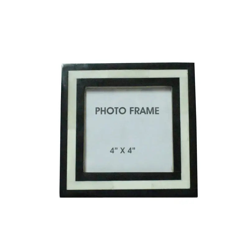 4X4" Line Frame Black & White