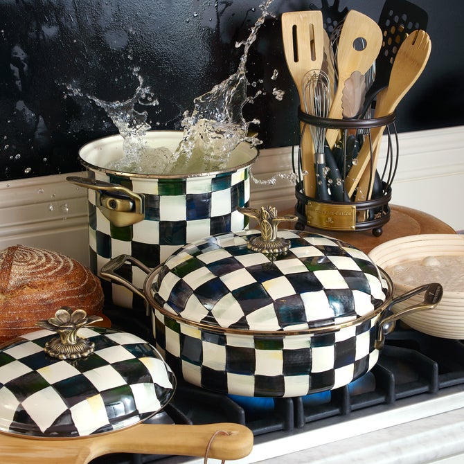 Courtly Check 5 Quart Casserole
