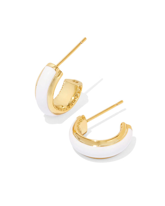 KENDRA SCOTT Ainsley Gold Huggie Earrings in White Enamel