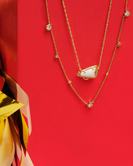 KENDRA SCOTT Cheer Gold Short Pendant Necklace in White Mother-of-Pearl