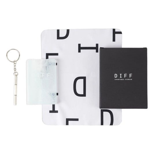 DIFF EYEWEAR Cleaning Care Kit