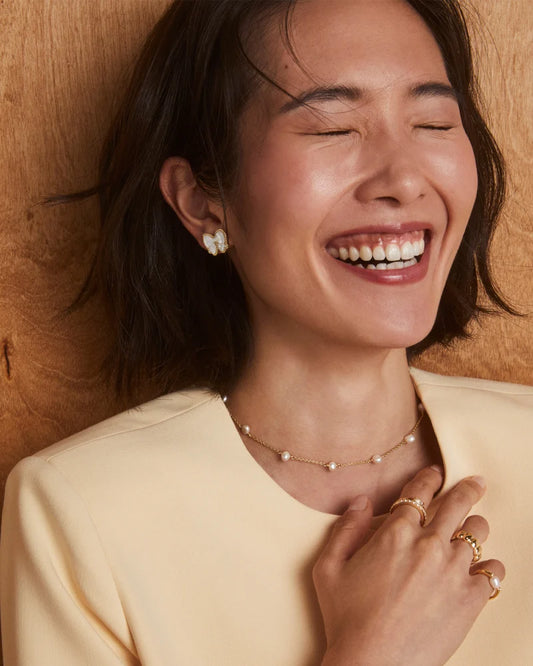 KENDRA SCOTT Haley Bow Gold Stud Earrings