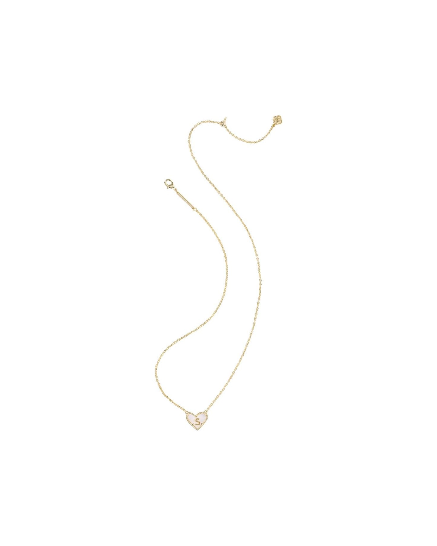 KENDRA SCOTT Heart Letter S Short Pendant Necklace