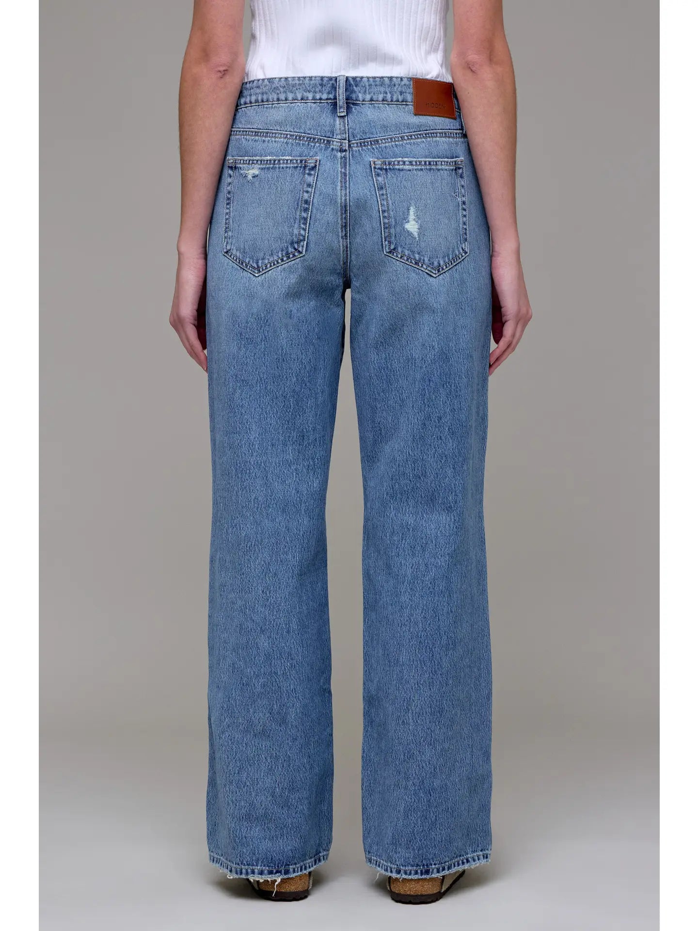 Hidden Jeans Medium Wash Classic Relaxed Dad Jean