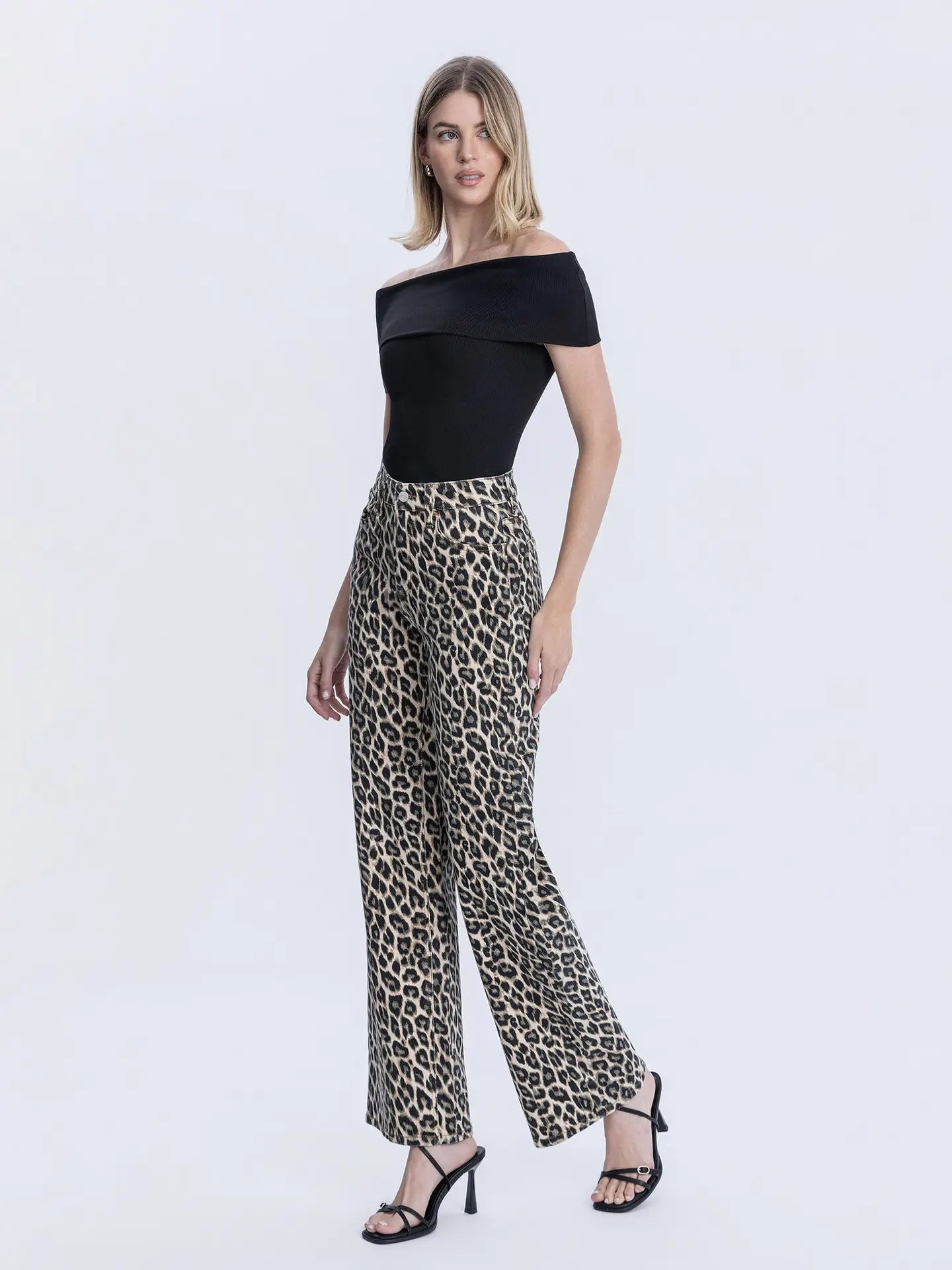 Lovervet by VERVET Super High Rise Leopard Print Wide Leg Jeans