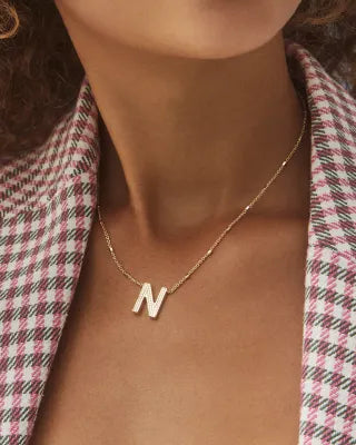 KENDRA SCOTT Letter N Pendant Necklace in Gold