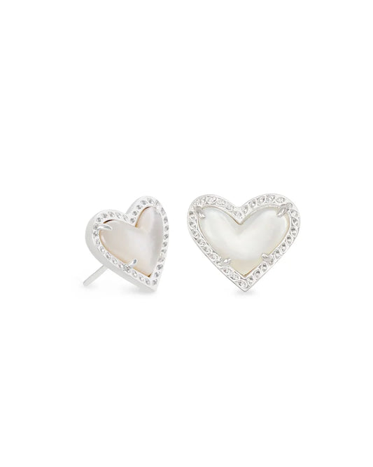 KENDRA SCOTT Ari Heart Silver Stud Earrings in Ivory Mother-of-Pearl