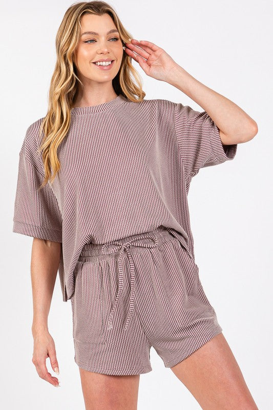 RIBBED ROUND NECK TOP AND SHORTS SET